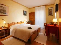 Hotel Meublè Villa Neve Hotel in zona Bivacco Buffa di Perrero