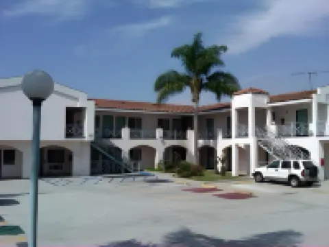 新月酒店 港灣城酒店