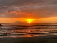 Da'Kudos Beach Resort Hoteles cerca de White Rock Beach