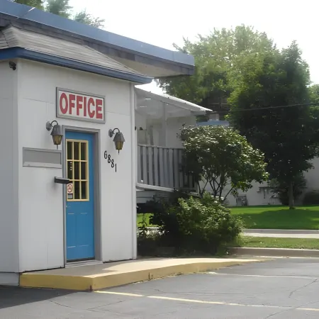 Budget Host Inn Fridley