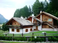 Historic Hotel Ristorante la Stua Hôtels à : Tesero