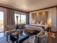 Inverdoorn Game Reserve Lodge Hotels in Cape Winelands
