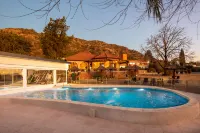 Pinares Panorama Suites, Spa & Convention Center - piscina