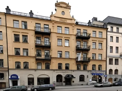 Ibis Styles Stockholm Odenplan - ที่มีที่จอดรถ