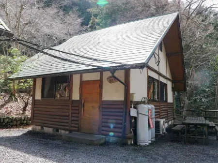 Cottage Shinrinmura Отели рядом с достопримечательностью «Otake Cave»