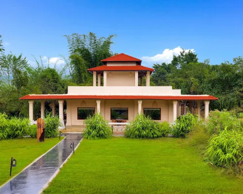 Lemon Tree Wildlife Resort, Kanha Hotéis em Balaghat