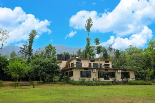 Hideaway by Aahma Hotels in 