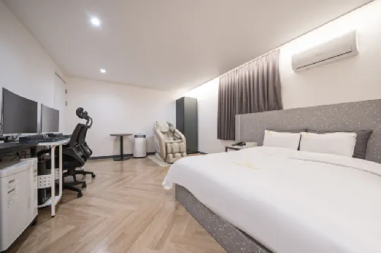 Hotel Ribero in Chungjang-Ro, Gwangju 無等山國立公園附近的飯店