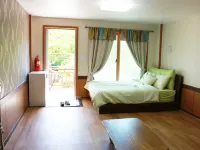 Geochang Byeongmajung Pension Hotels in Geochang