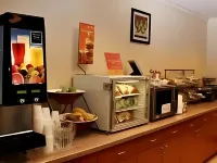 SureStay Plus by Best Western Fenton - breakfast