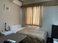 Business Green Hotel Hino Hotel di Hino