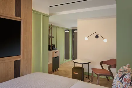 The Reach at Piccadilly, Manchester, a Tribute Portfolio Hotel Отели рядом с достопримечательностью «Колледж Коннелл Сикст Форм»