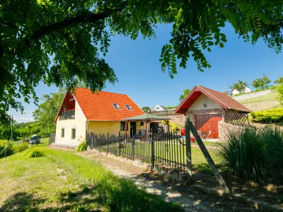 Fokas (ABR123) Hotels in 