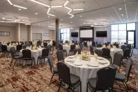 Hilton Garden Inn Visalia - Cho phép mang theo thú cưng