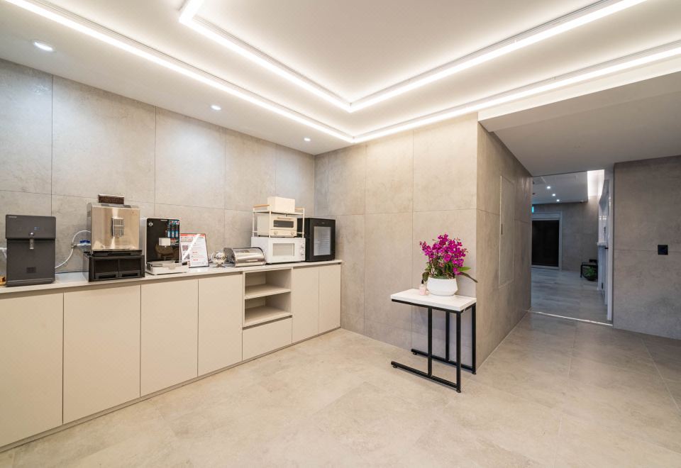 3. 부산 명지 호텔..