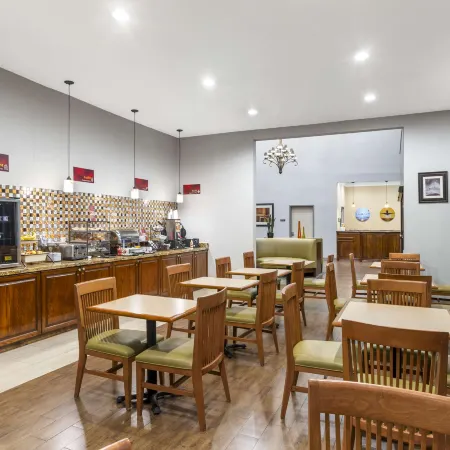 Best Western Plus Hobby Airport Inn  Suites