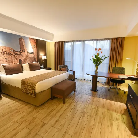 Mestil Hotel & Residences