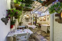 Teos Lodge Pansiyon