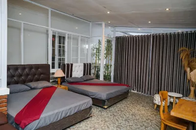Villa Ambarwati Hotel dekat Curug Ceret (Naringgul)