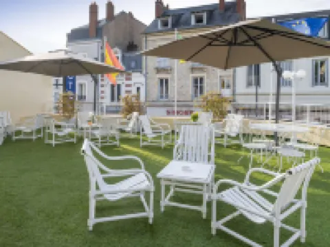 ベストウェスタン ホテル ドゥ ディアン ヌベールのホテル