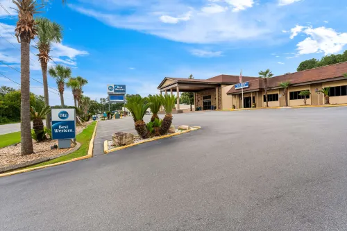 Best Western Riverside Inn