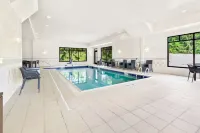Hampton Inn Washington - 2-Star