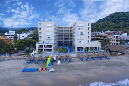Decameron La Marina Guayabitos, Ramada All Inclusive Resort