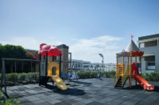 โรงแรมปาลากอส สวีทส์ โรงแรม & สปา