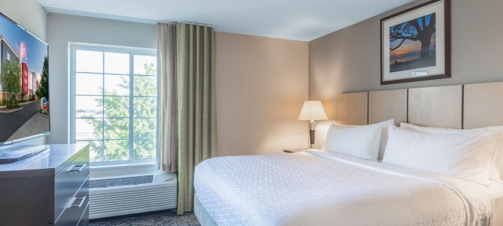 Candlewood Suites GREENVILLE by IHG Hotel a Greenville