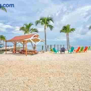 Aqua Lodges at 47th Street Others