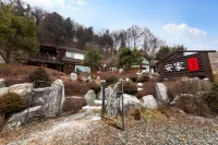 洪川安家旅店膳宿旅館
