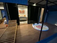 Maple Cabin Hotels in Cisarua