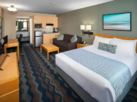 Accent Inns Kelowna Hotels in Kelowna
