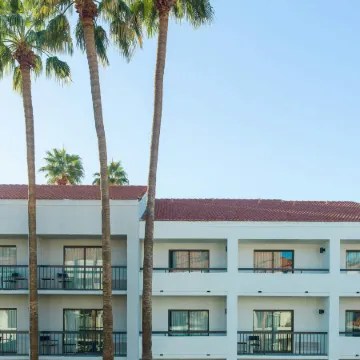 Courtyard Phoenix North