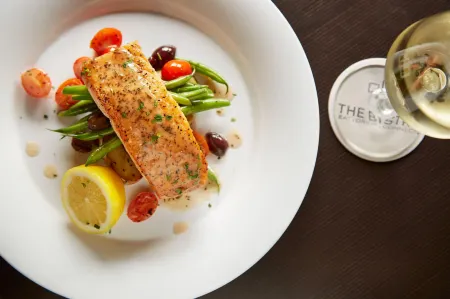 Courtyard Portland Southeast/Clackamas Отели в г. Клакамас