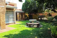 Mosele wa Pula guesthouse - Guest houses