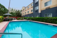 Fairfield Inn & Suites St. Petersburg Clearwater - Pools