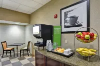 Hampton Inn & Suites Wilkes-Barre/Scranton - breakfast