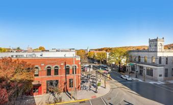 The Penn Stroud, Stroudsburg - Poconos, Ascend Hotel Collection