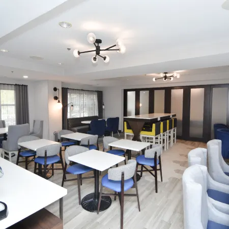 Hampton Inn Auburn