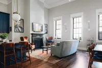 Ulysses Suites, Suite 303