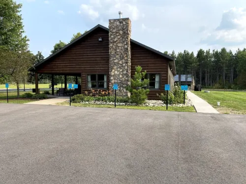 Fairway Lodge-Rome Away From Home- 5 minutes to Sand Valley - 4-Star