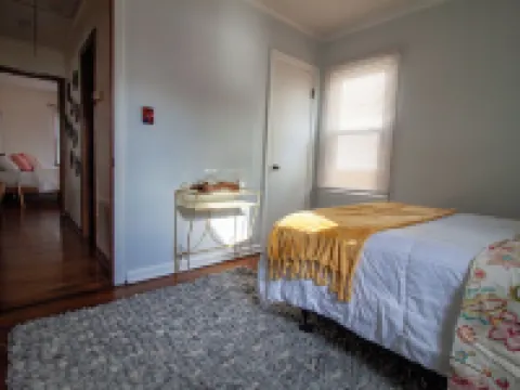 Riverfront Retreat with Dock! Just a few minutes from the local boat ramp Hotels in Nitro
