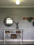 Cosy coastal cottage with all the comforts of home