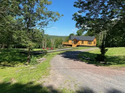 Newly Renovated Cabin on the Mountain