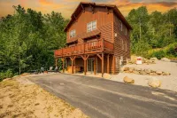 Hot Tub, Huge Game Room, Fire Pit, Sunday River, Mountain Views, Dog Friendly