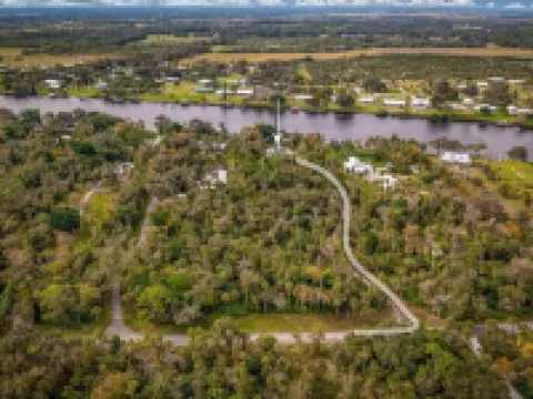 LaBelle Vie, "Riverfront Serenity Bamboo Trails on 3+ acres. Hotels in Hendry County