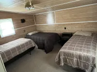 Great area for hunting and fishing, dog kennel on property
