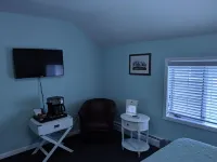 Lake Side Room at The Copper Trout.