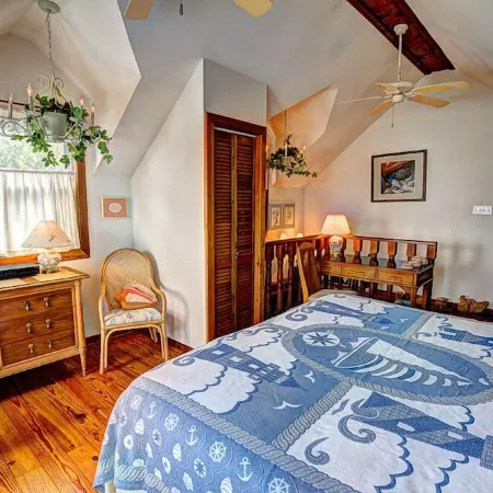 La Petit Maison, is a waterfront two-story cottage near Kemah,TX